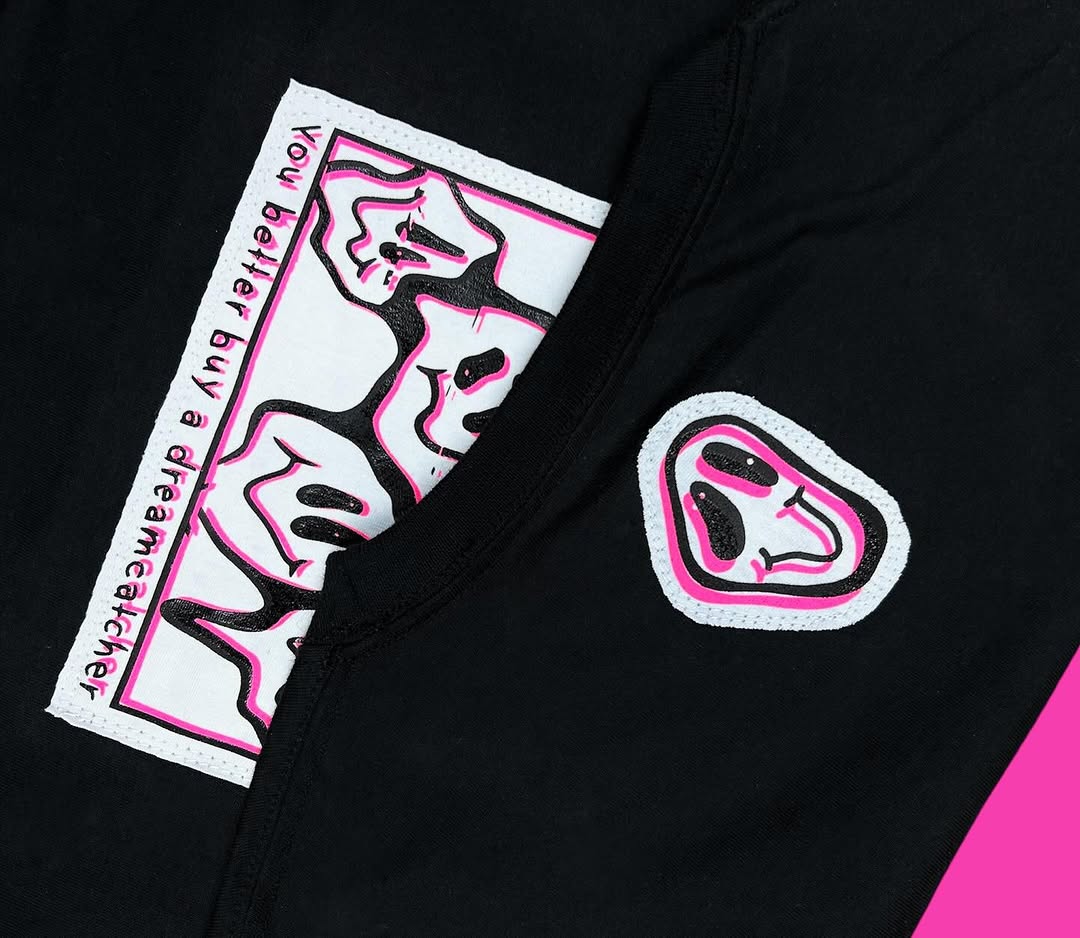 YOU_BETTER_BUY_A_DREAMCATCHER Neon pink T-shirt