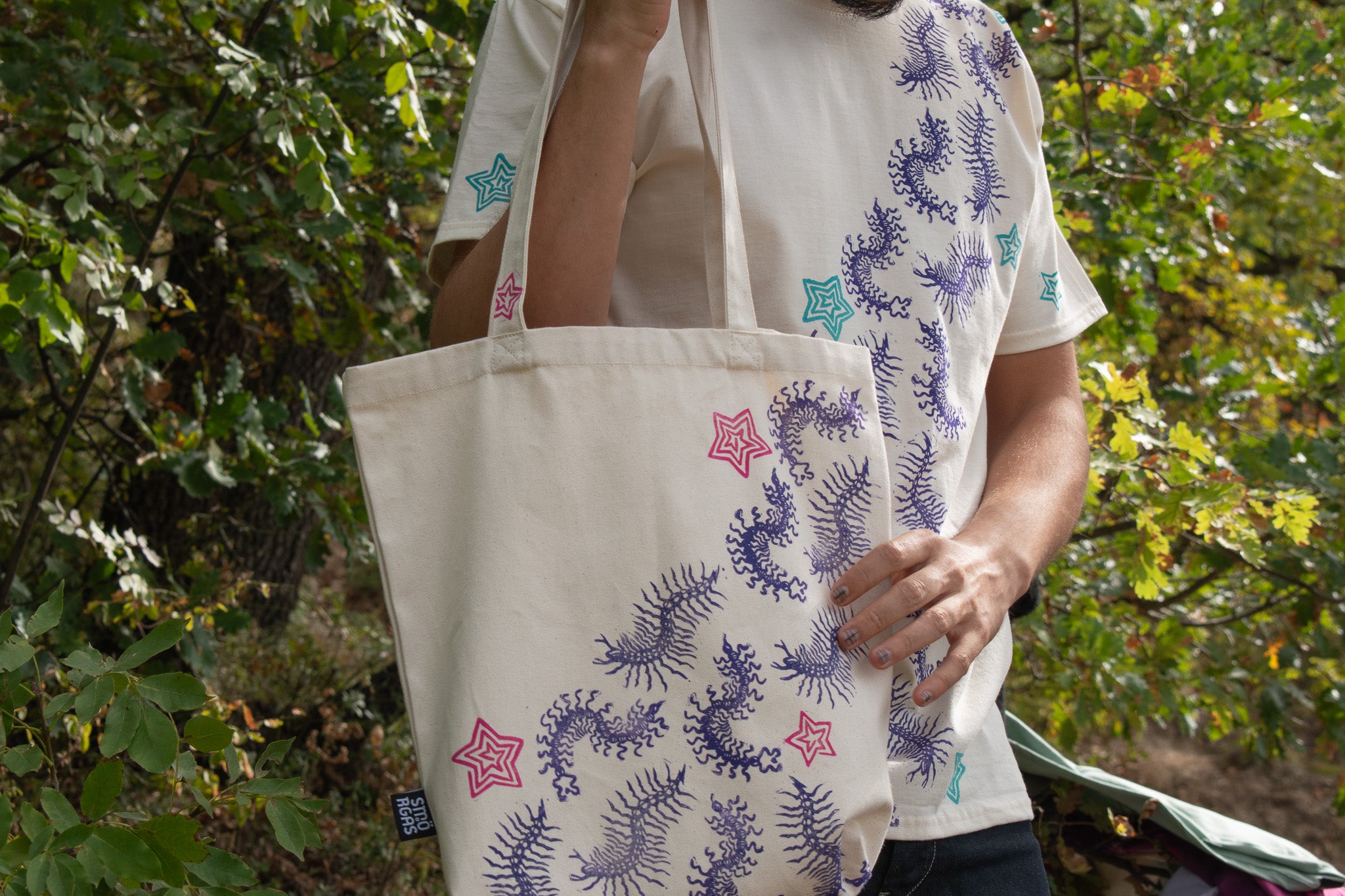 CENTIPEDE_BLOCK_PRINTED T-SHIRT