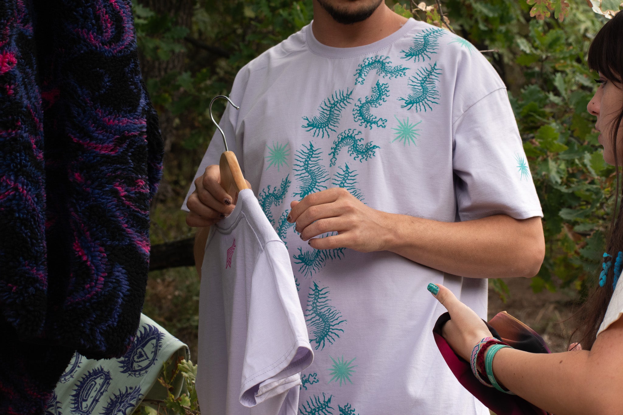 CENTIPEDE_BLOCK_PRINTED T-SHIRT