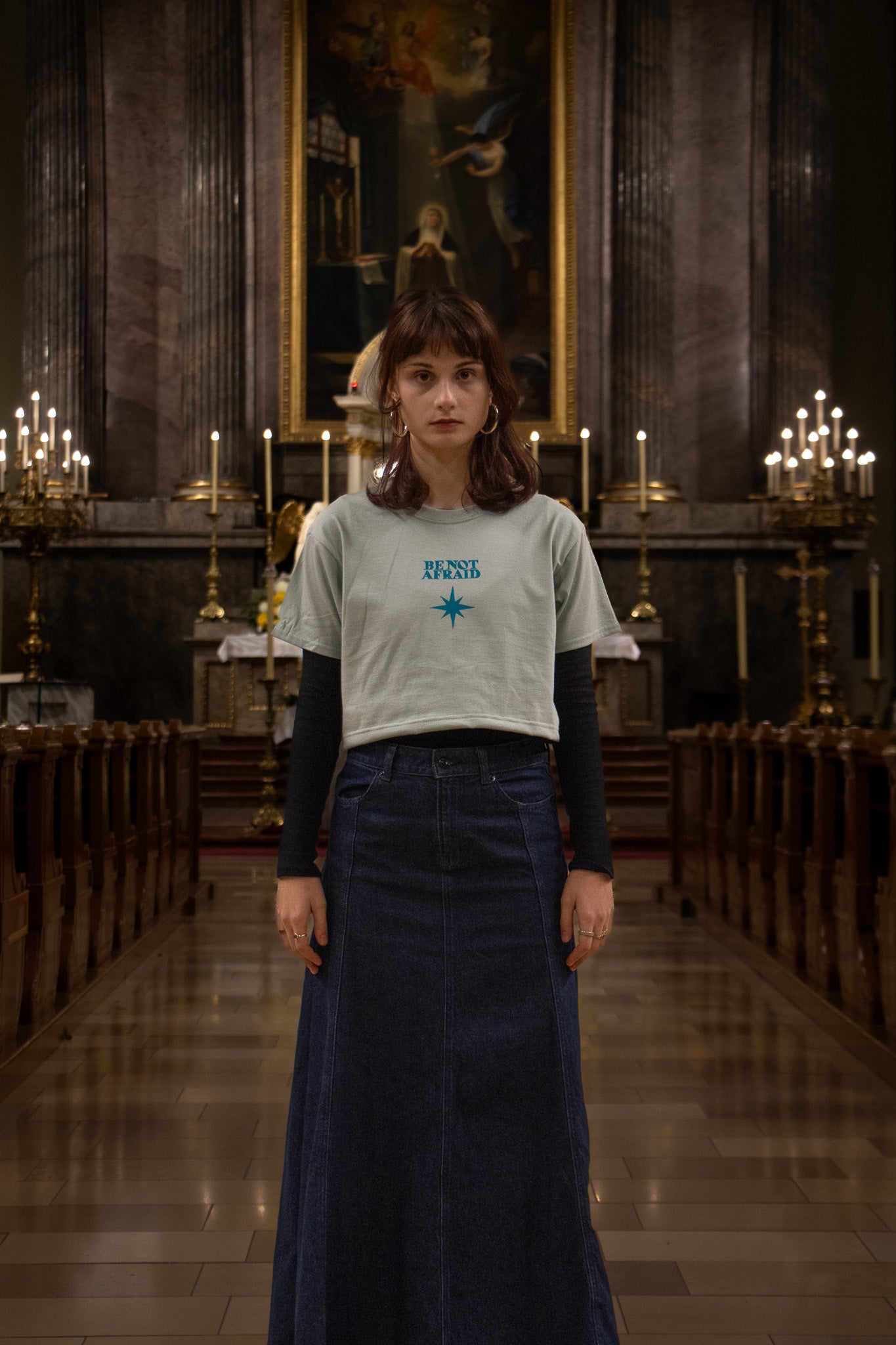 SIMPLE_MESSAGE BLOCK PRINTED CROPPED T-SHIRT