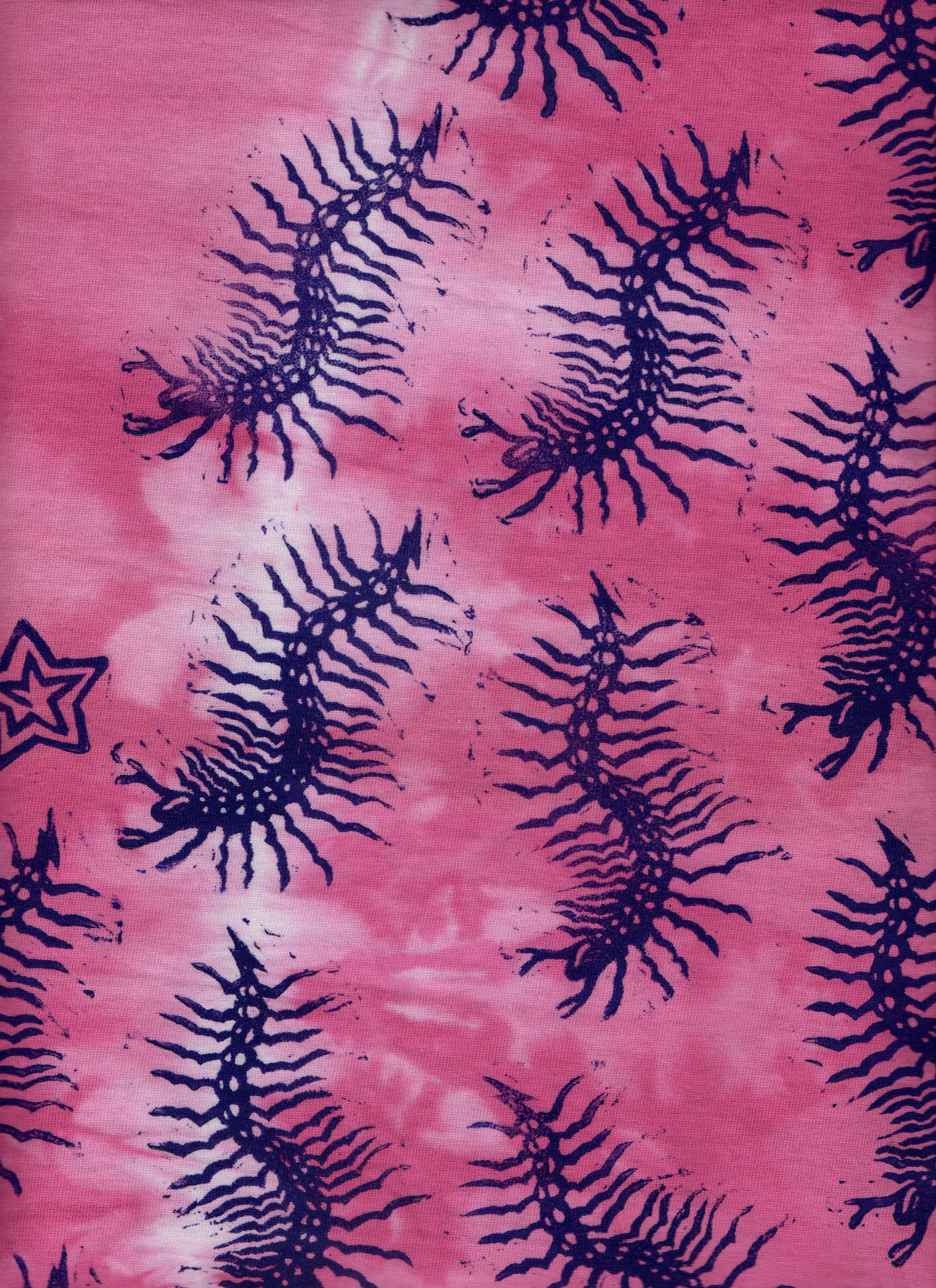CENTIPEDE Block Printed Dyed T-shirt